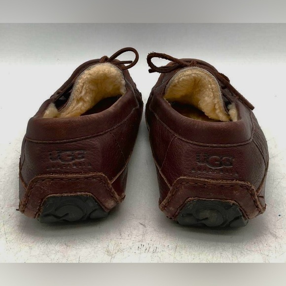 ? UGG Ascot Leather Slippers Men’s Size 10 – Chestnut Brown main image 9